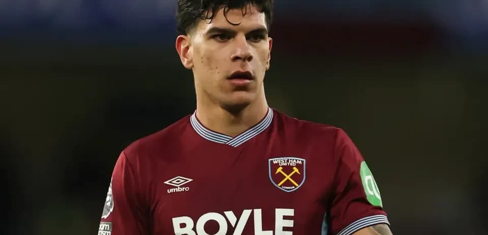 Jugador de West Ham durante el partido
