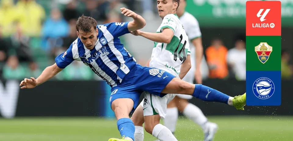 Jugador de Alavés cae durante partido contra Elche