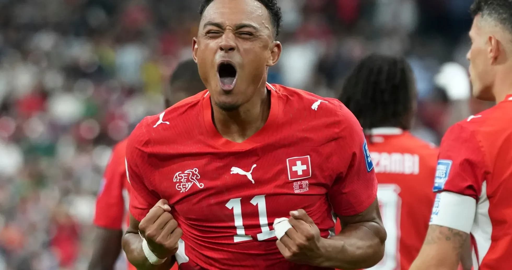 Jugador suizo celebrando un gol