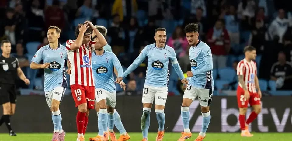 Jugadores de Celta celebrando un gol