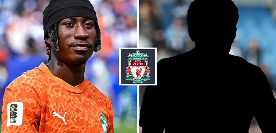 Jugador de Costa de Marfil en uniforme de portero