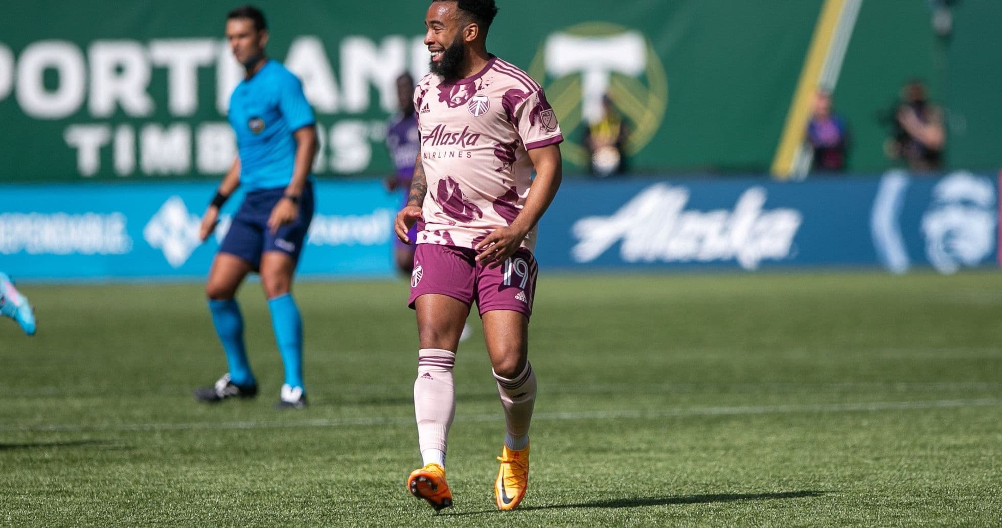 Jugador de Portland Timbers II en acción