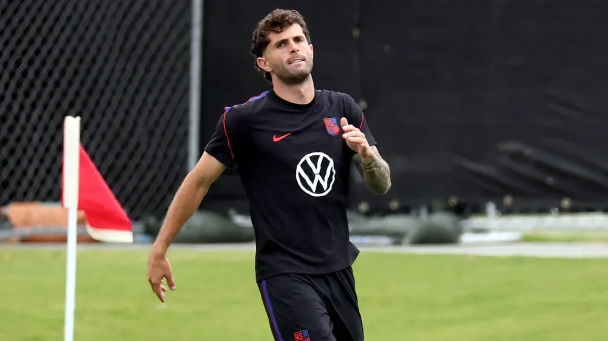 Jugador corriendo durante entrenamiento en el campo