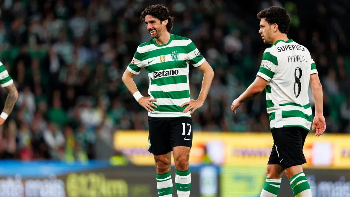Jugadores de Sporting CP en el campo durante un partido