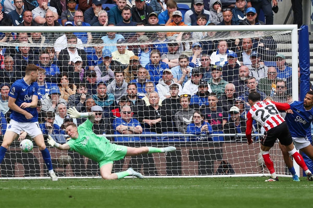 Penalti ejecutado durante el partido Everton vs Sunderland
