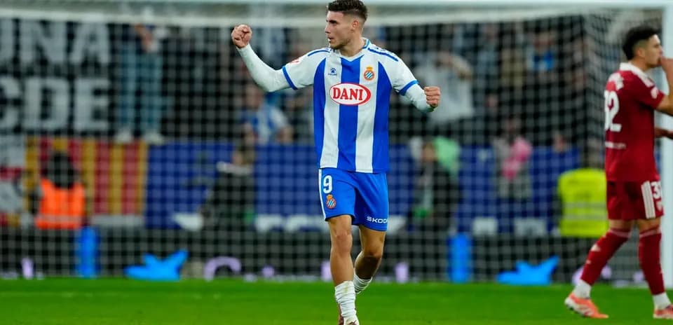 Jugador del Espanyol celebrando un gol