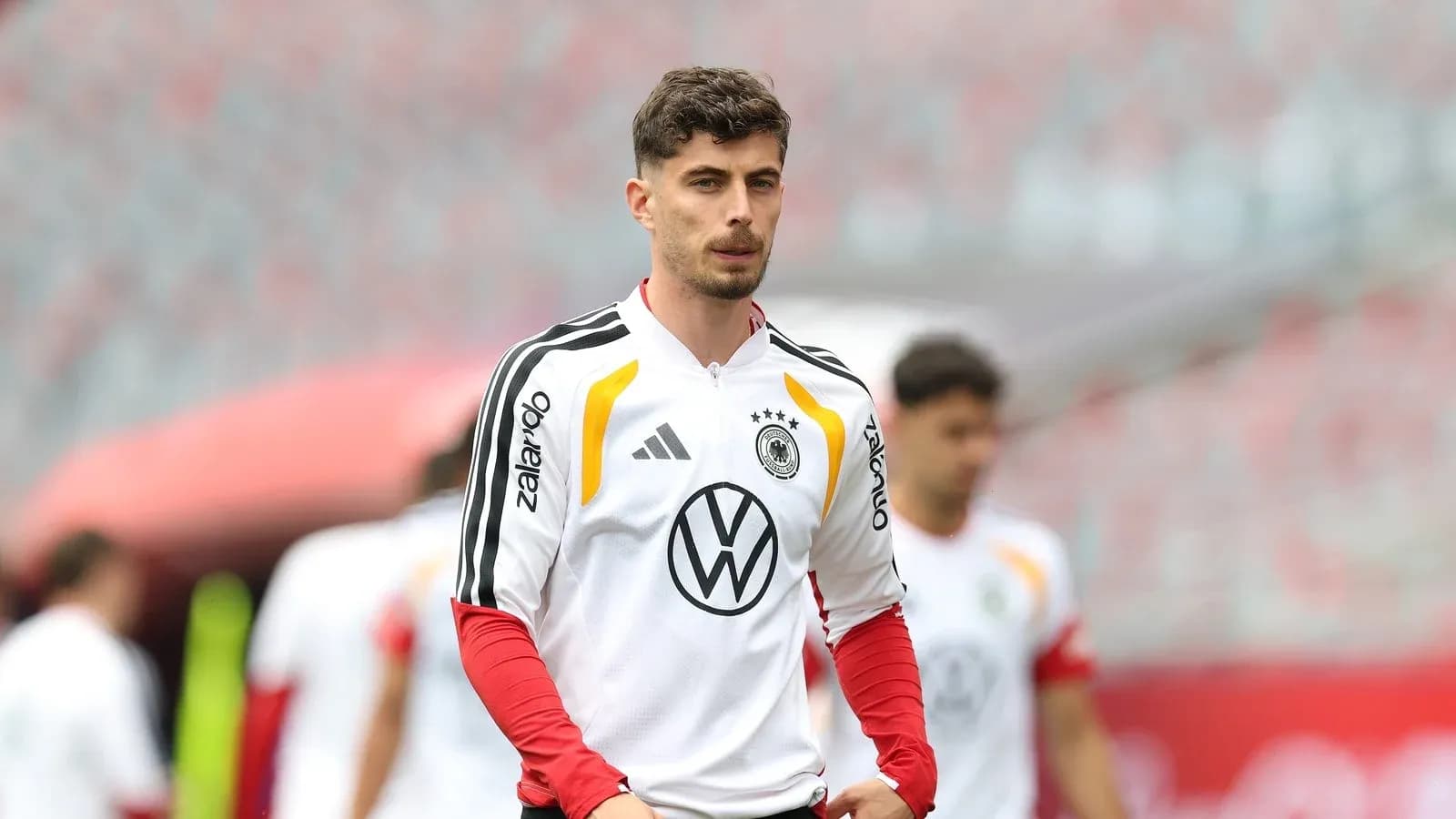 Jugador de Alemania entrenando en el estadio