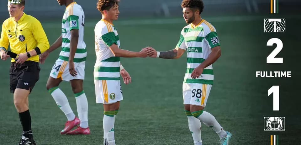 Jugadores del Portland Timbers II celebrando la victoria