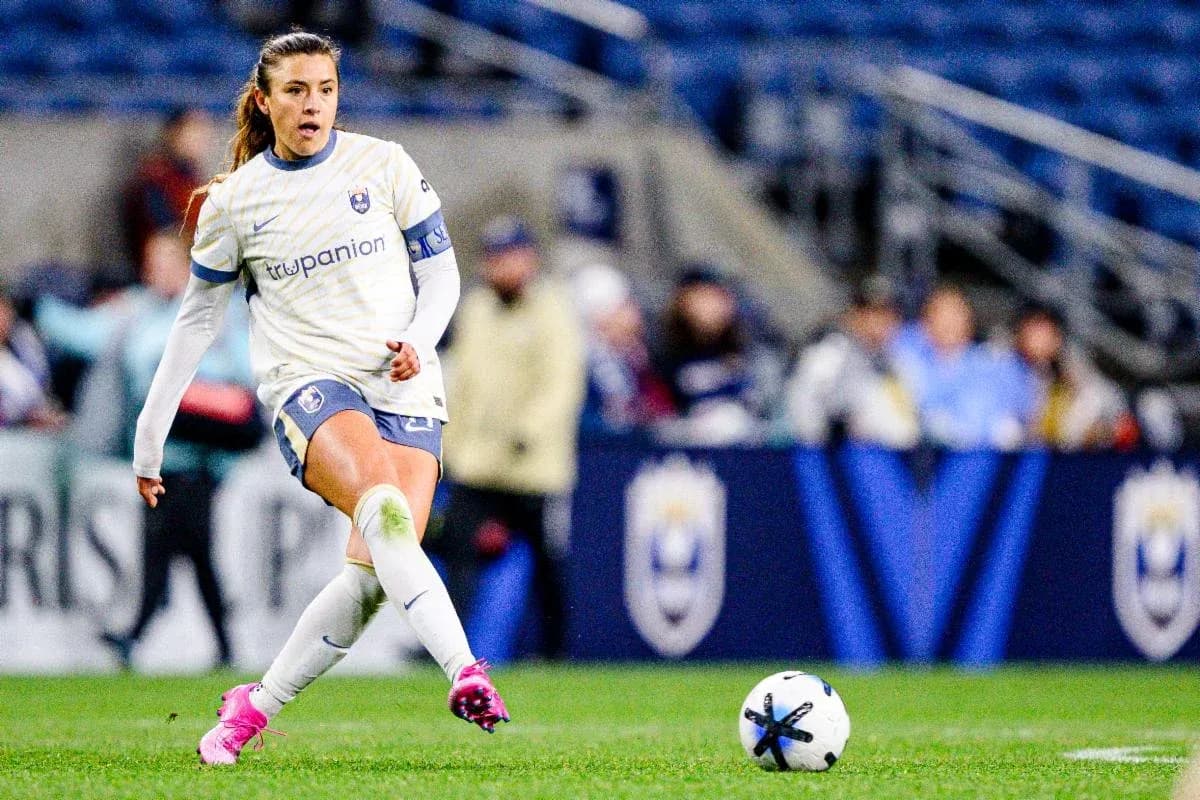 Jugadora del Seattle Reign FC en acción