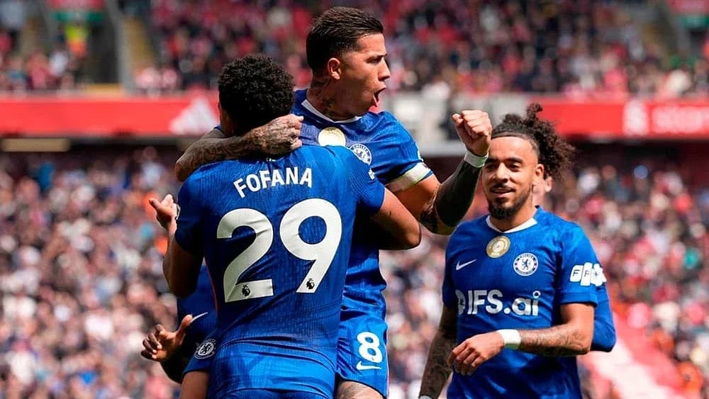 Jugadores del Chelsea celebrando un gol