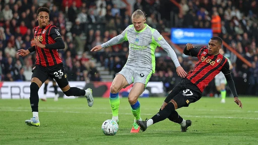 Erling Haaland en acción durante el partido