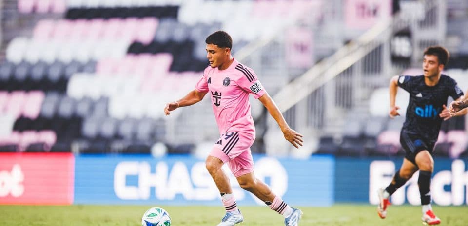 Jugador de Inter Miami II en acción