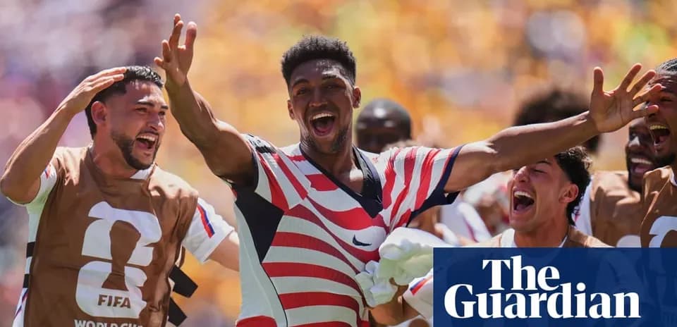 Jugadores de Estados Unidos celebrando un gol