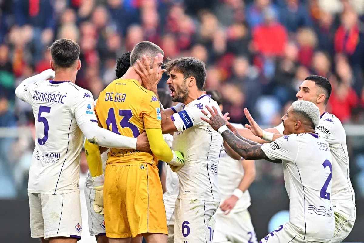 Jugadores de Fiorentina celebrando un gol