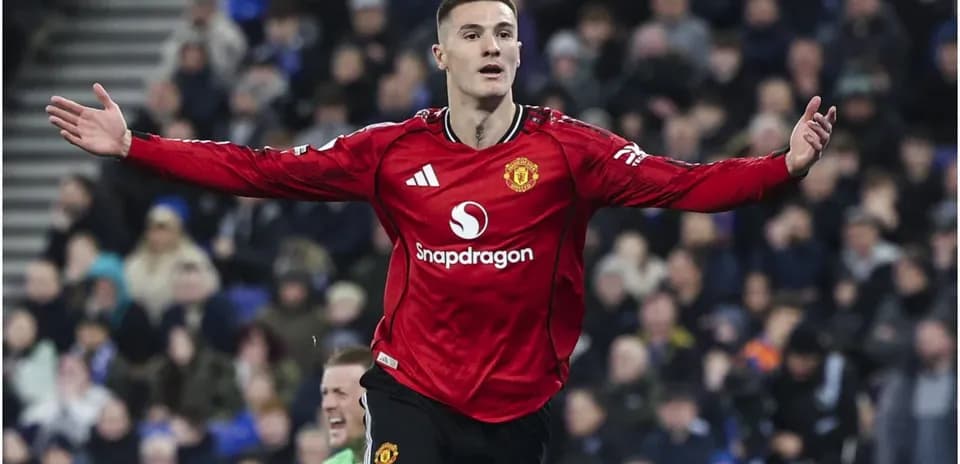 Jugador de Manchester United celebrando un gol