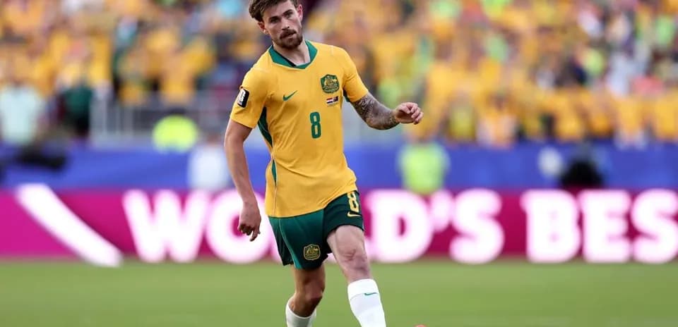 Jugador de Australia en partido de fútbol