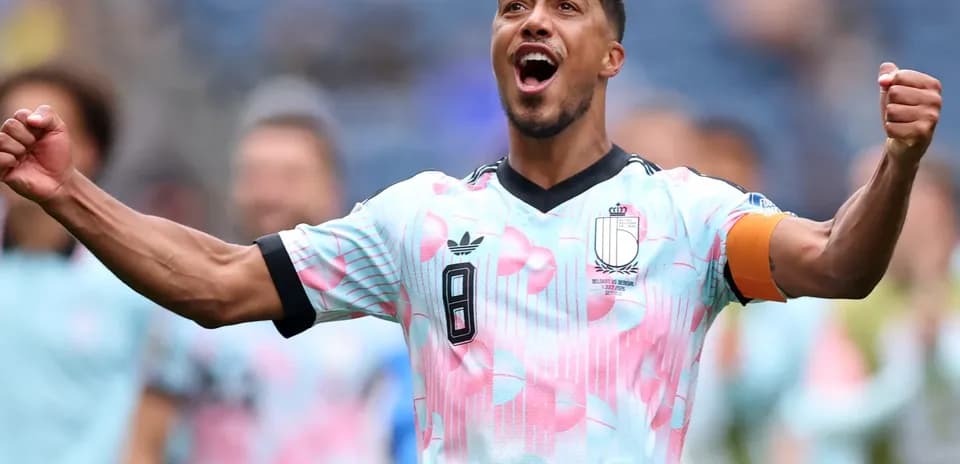 Jugador belga celebrando durante el partido