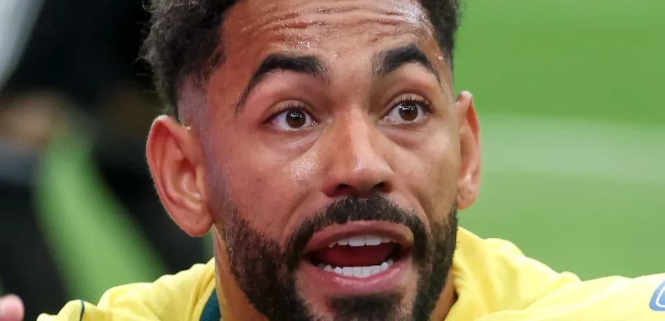 Jugador brasileño hablando durante el partido