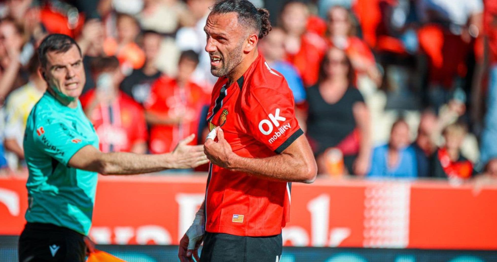 Jugador del Mallorca durante partido de La Liga