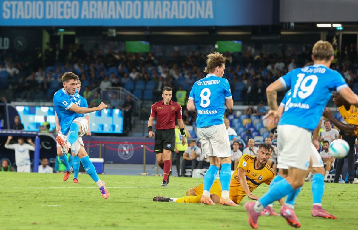 Gol de Napoli en el Estadio Diego Armando Maradona