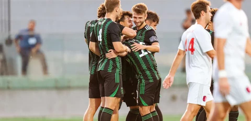 Jugadores de St. Louis City II celebrando un gol