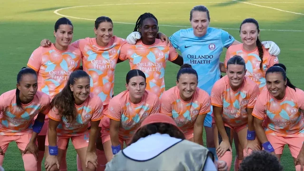 Jugadoras del Orlando Pride en formación