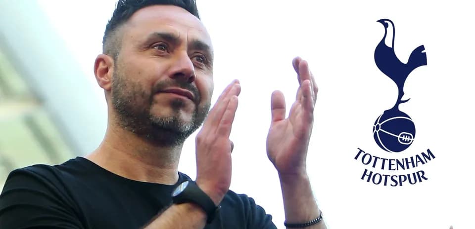 Entrenador aplaudiendo con logo de Tottenham Hotspur