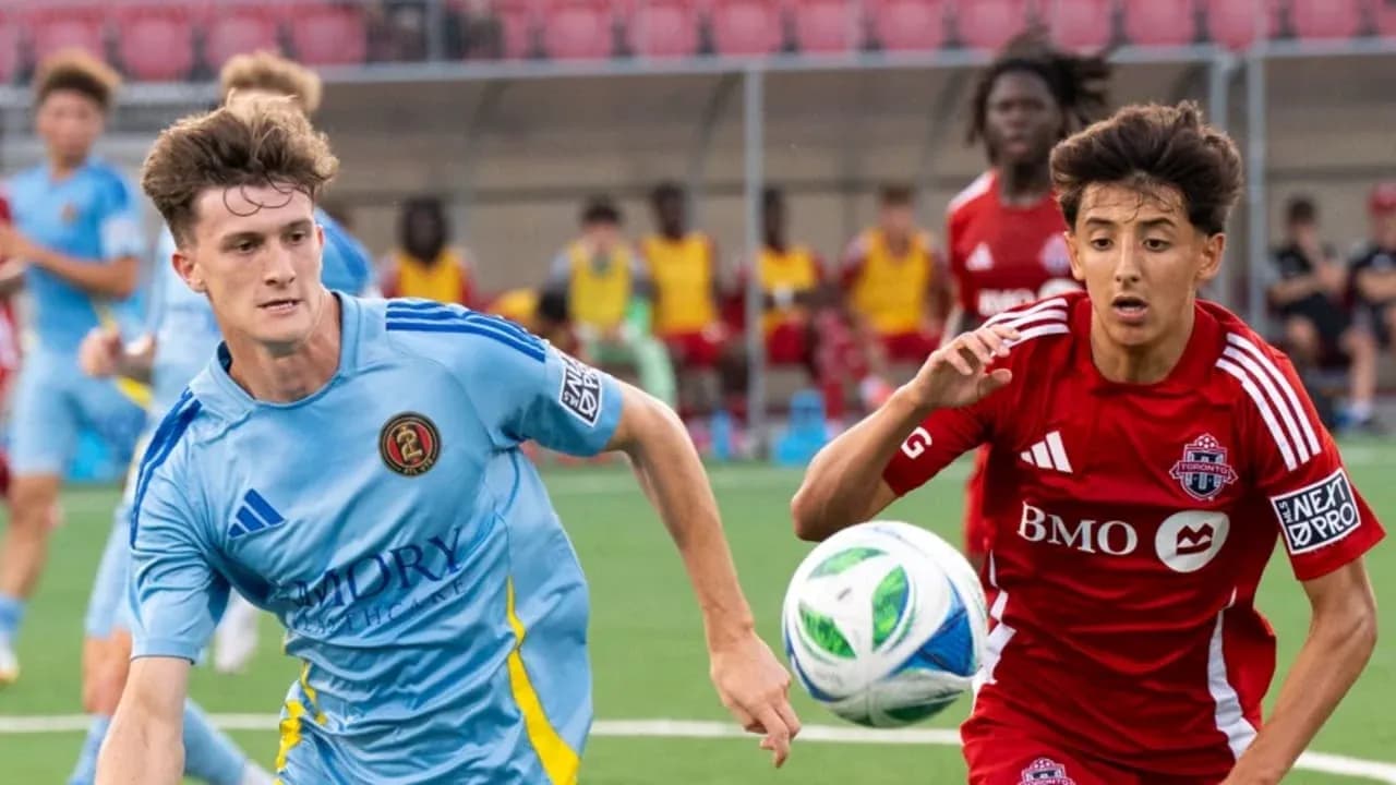 Jugadores de Atlanta United II y Toronto II en acción Jugadores de Atlanta United II y Toronto II en acción